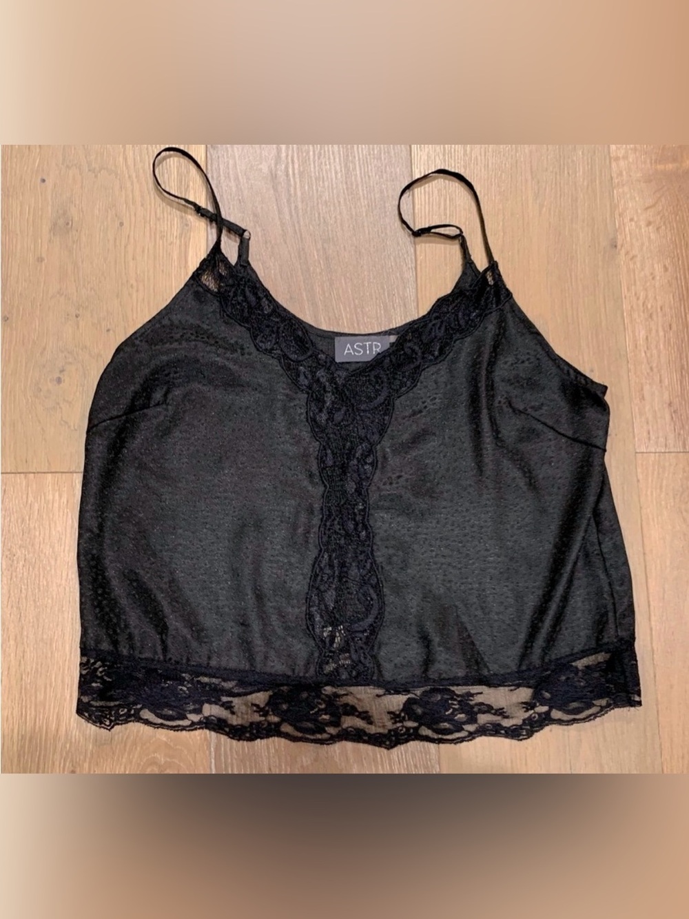 ASTR The Label lace-trim black polka dotted cami Size M